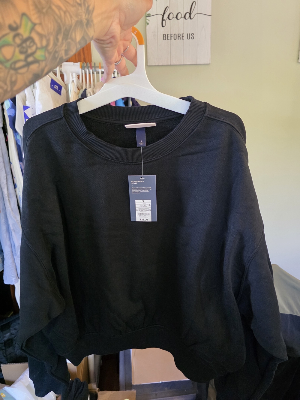 Womens Black Crewneck Sweater - Universal Thread